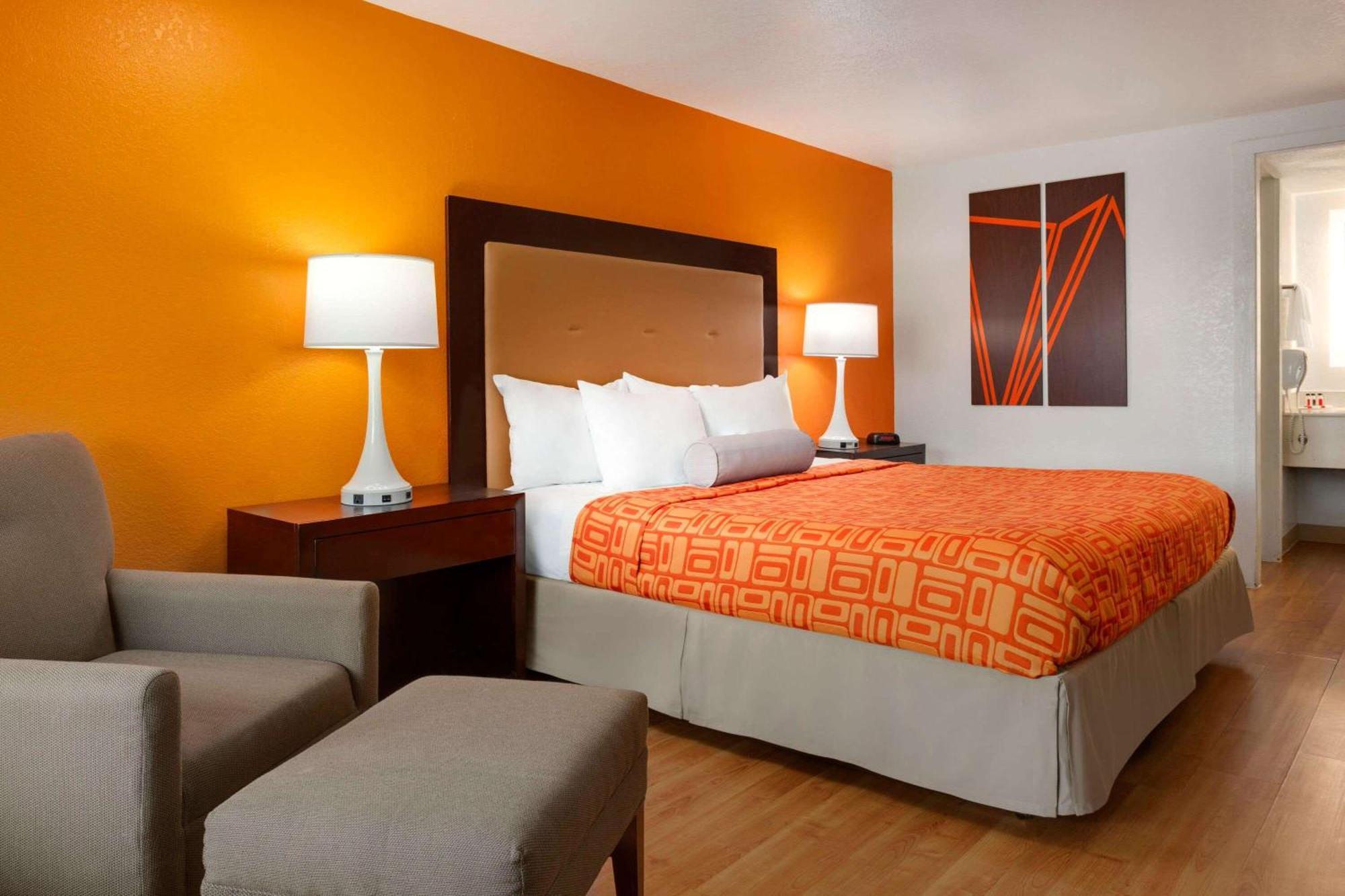 Howard Johnson By Wyndham Harrisonburg Exterior foto